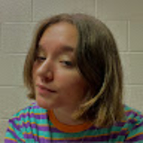 Meet your Posher, Alexis - Picture 1 of 1